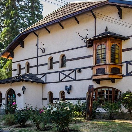 فندق أوستيريا لا بوستا ديل كازادور San Martín de los Andes المظهر الخارجي الصورة
