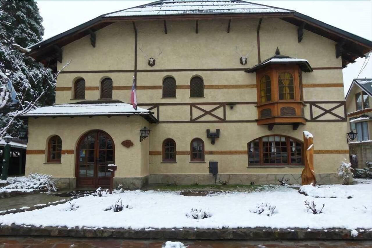 فندق أوستيريا لا بوستا ديل كازادور San Martín de los Andes المظهر الخارجي الصورة