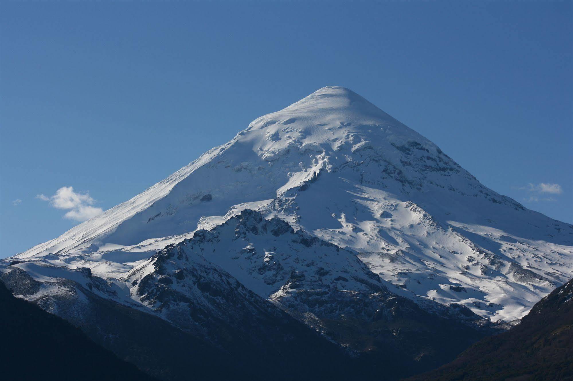 فندق أوستيريا لا بوستا ديل كازادور San Martín de los Andes المظهر الخارجي الصورة